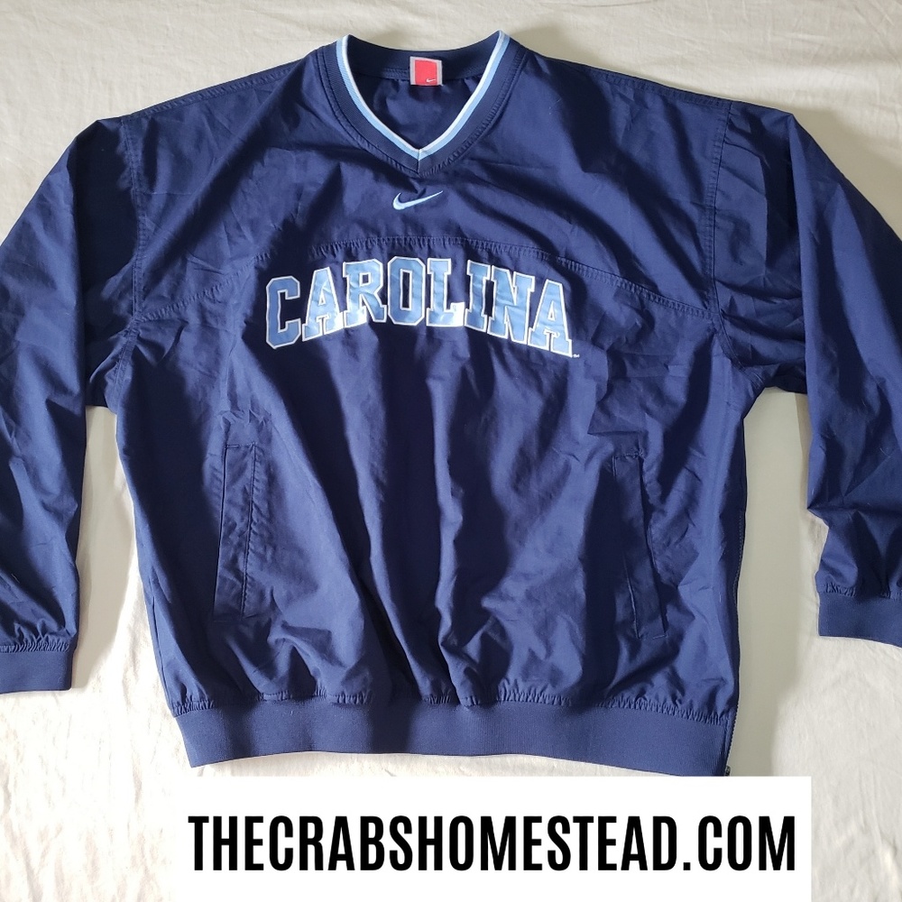 Nike Carolina Windbreaker Pullover